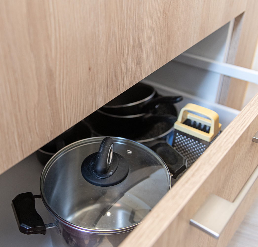 foto attrezzatura cucina appartamento fronte lago